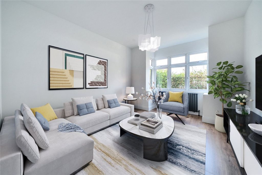 Property photo 2 of 25 Picture No. 18