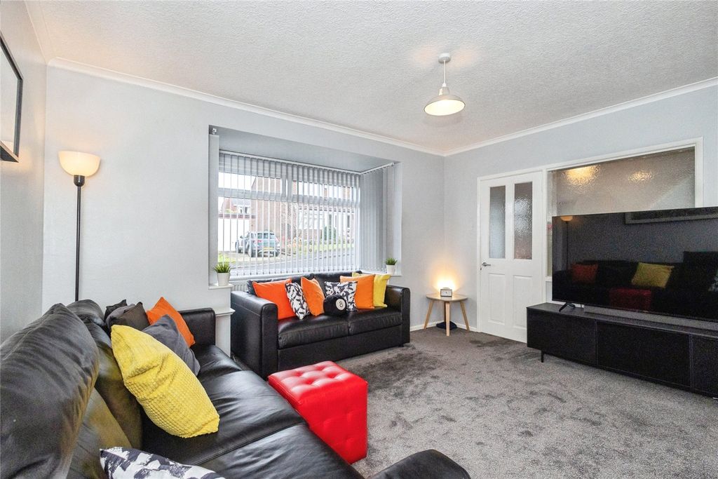 Property photo 3 of 23 Picture No. 22