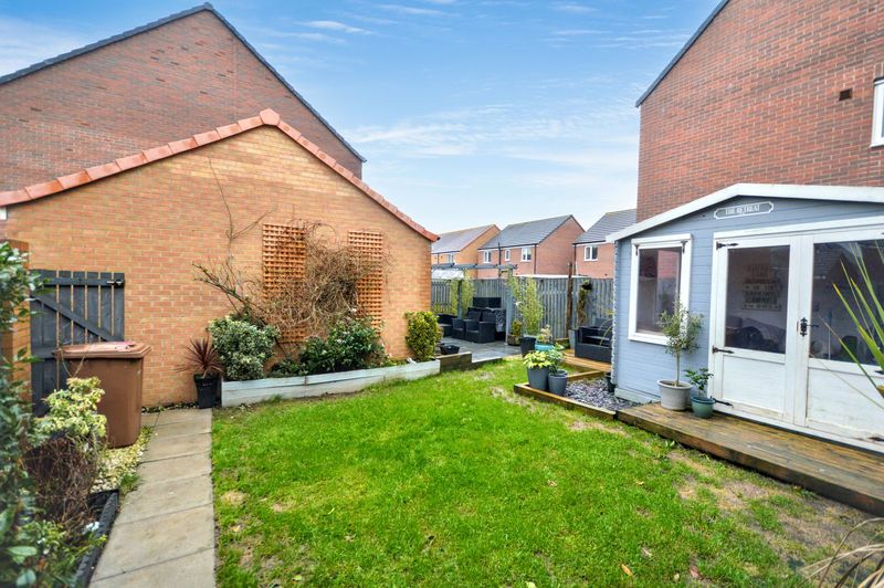 Property photo 3 of 21 Photo 23