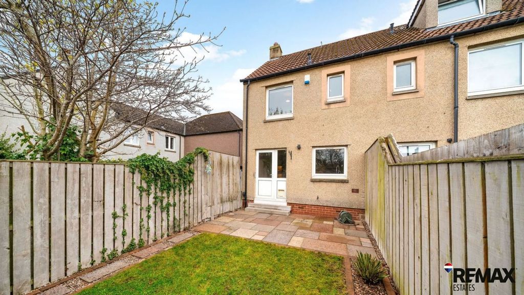 Property photo 1 of 48 Rear View