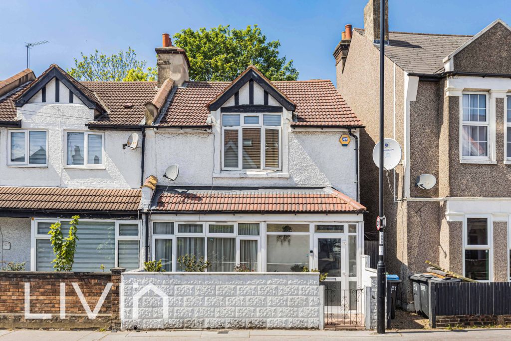 Property photo 1 of 18 025A4671
