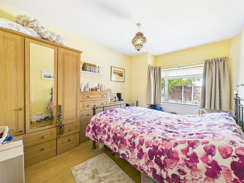 Property photo 3 of 16 Picture No. 31