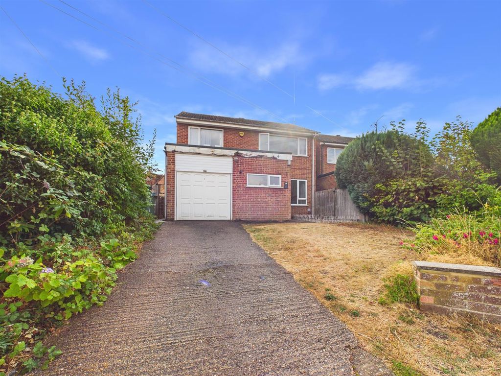 Property photo 1 of 13 Cam02435G0-Pr0378-Still025.Jpg