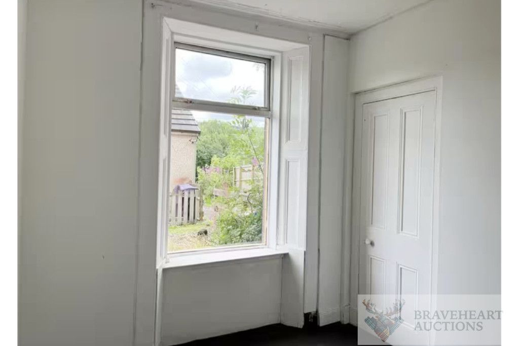 Property photo 3 of 4 Photo 4