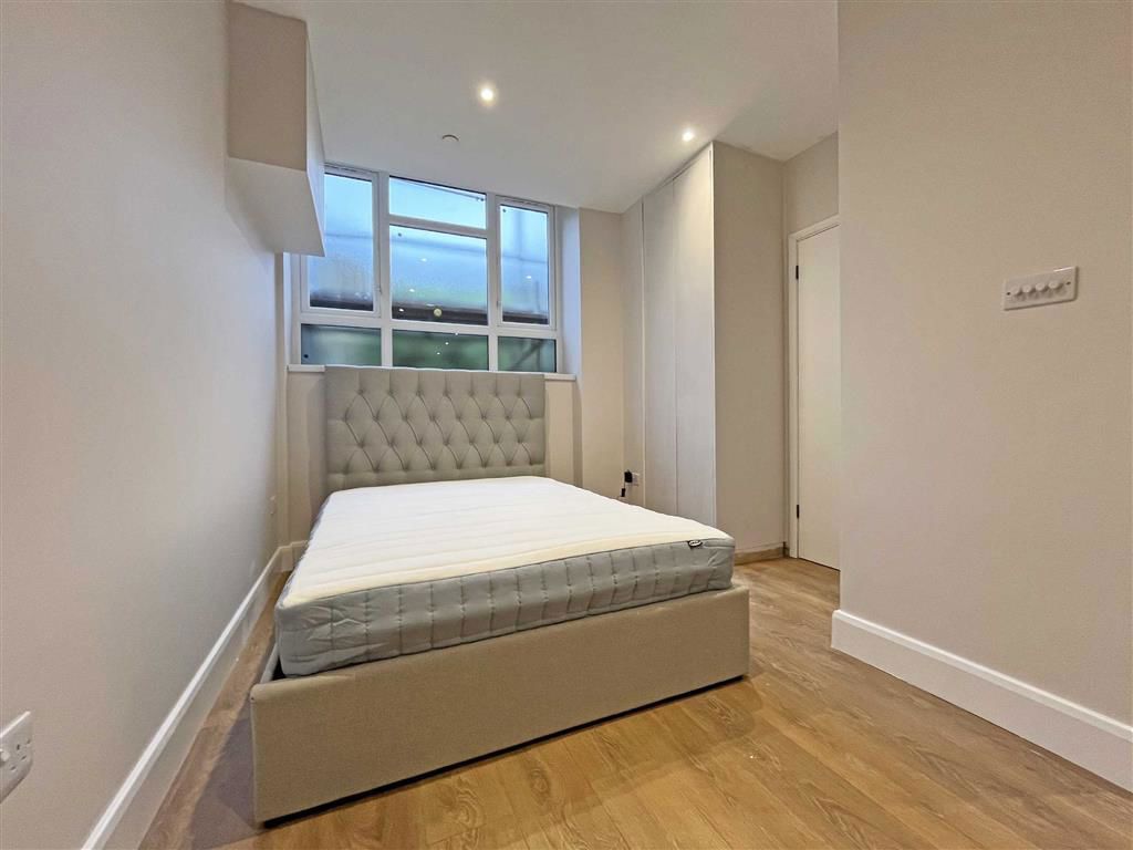 Property photo 3 of 3