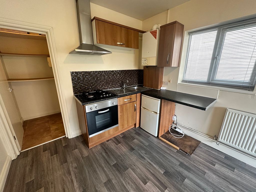 Property photo 3 of 11 Image