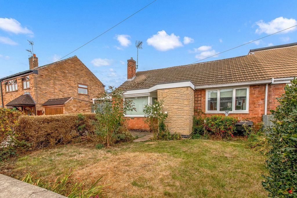 Property photo 2 of 26