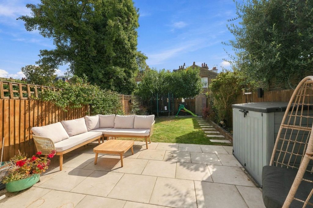 Property photo 2 of 16 Picture No. 59