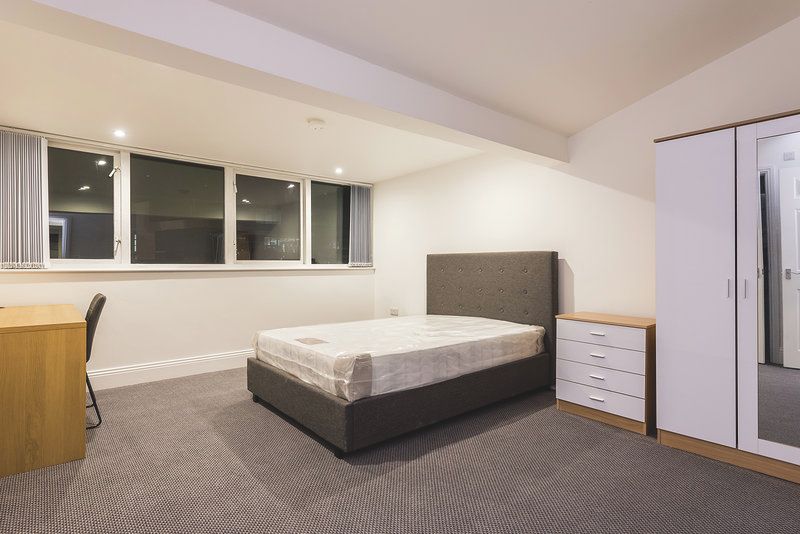 Property photo 1 of 3
