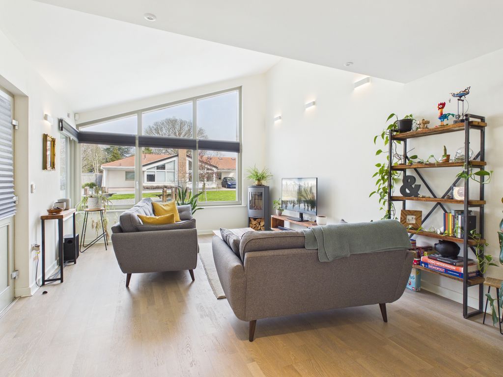 Property photo 2 of 14 Living Area