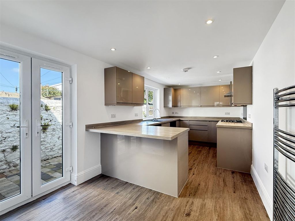 Property photo 3 of 10 B049c87d3d6E40d866d1B96A6A839B8B72Ecd8B2.Jpg