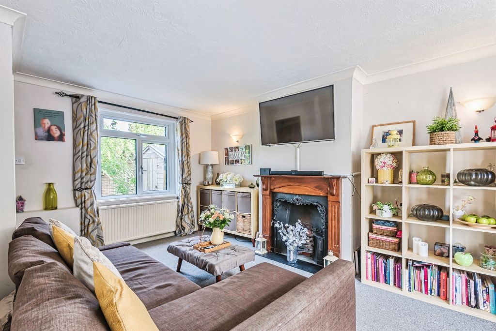 Property photo 2 of 18
