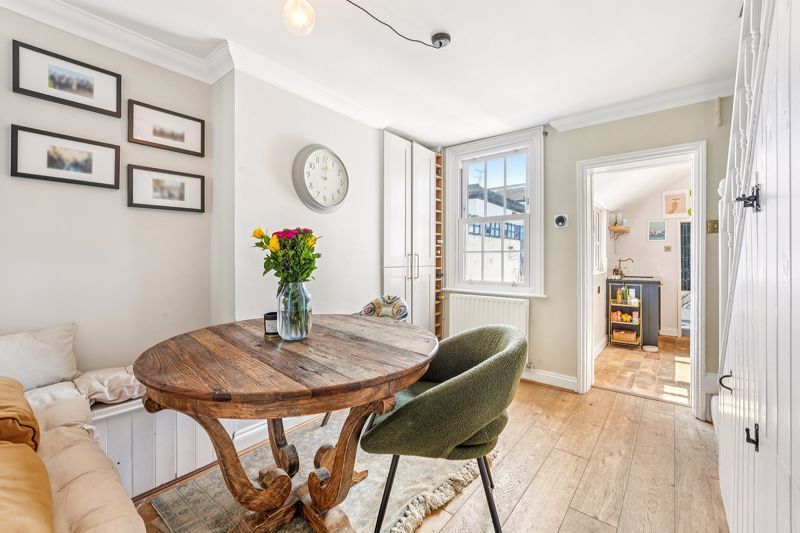 Property photo 3 of 18 Dining Area