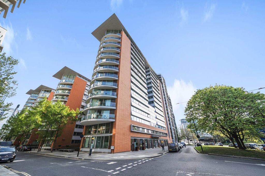 Property photo 2 of 9