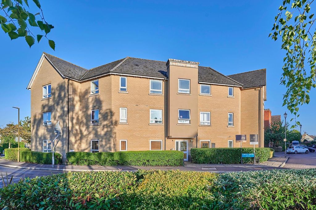 Property photo 1 of 12 10 Cavell 1.Jpg