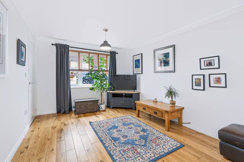 Property photo 3 of 51