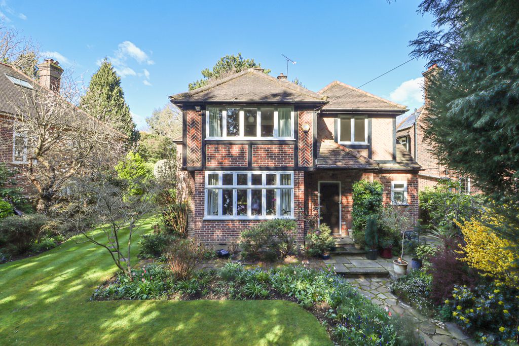 Property photo 1 of 31 Img5806