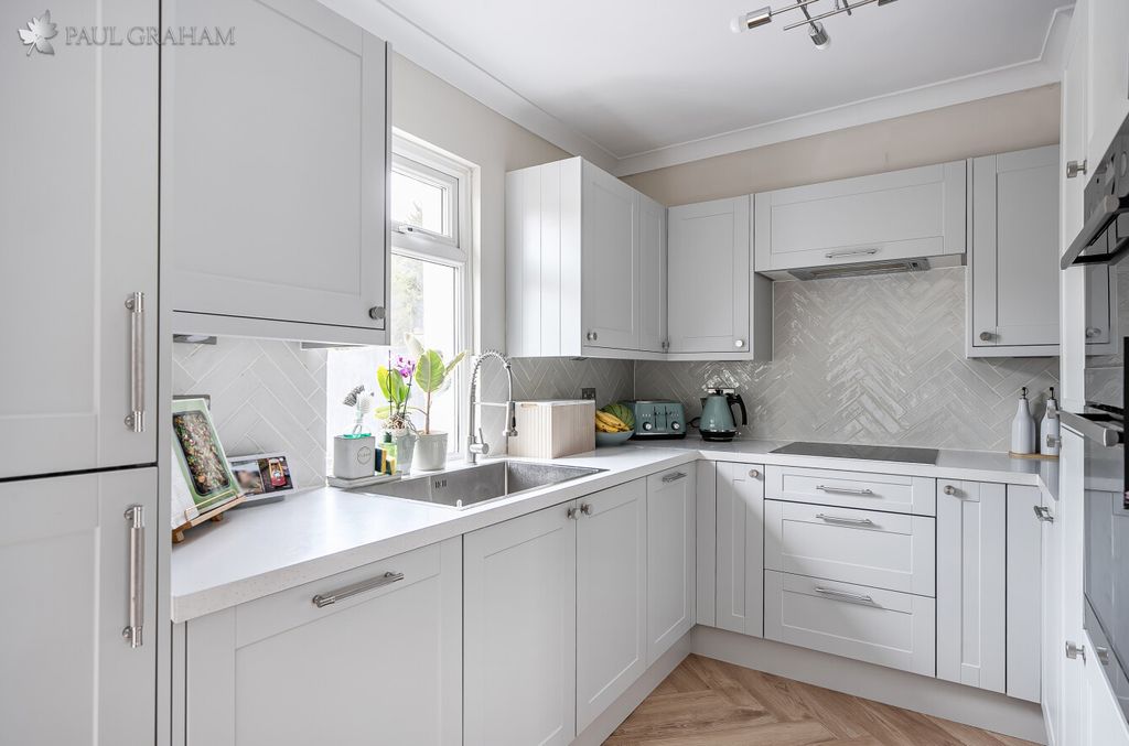 Property photo 3 of 21 3Bbd085B-Dd69-437E-Bce8-6A45B4d4A3F6