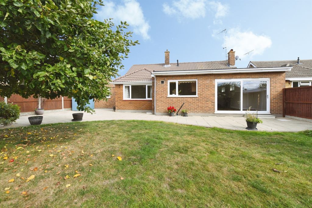 Property photo 2 of 14