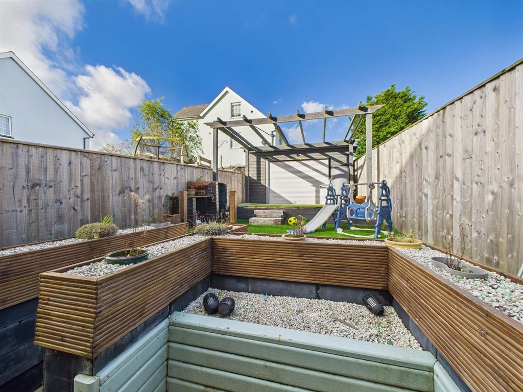 Property photo 3 of 14 Cam05474G0-Pr0036-Still011.Jpg