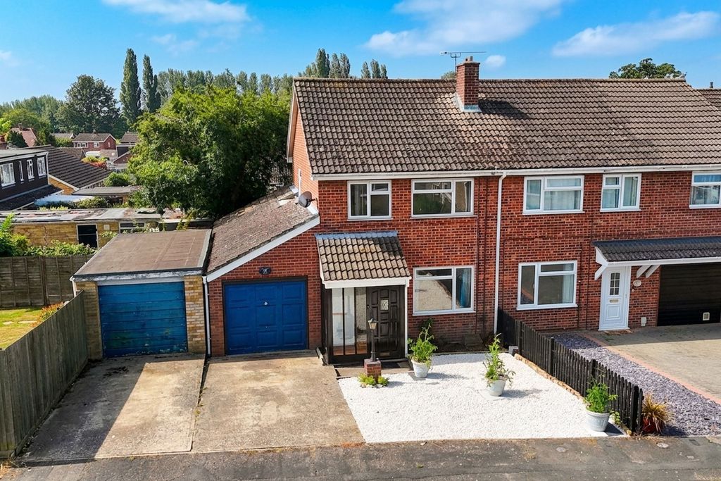 Property photo 1 of 19