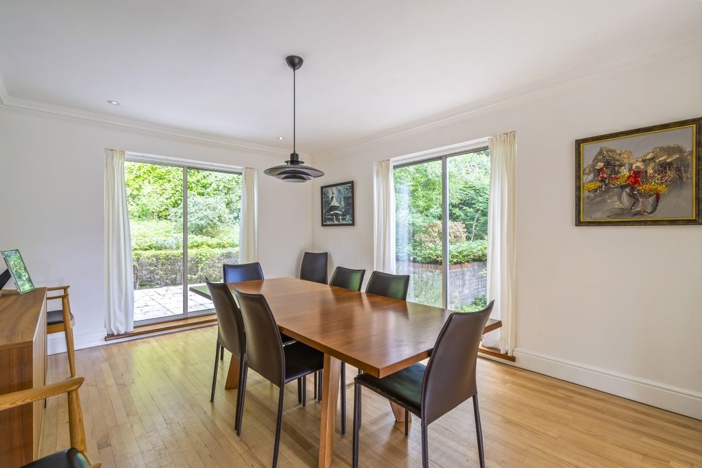Property photo 3 of 19 Dining Room