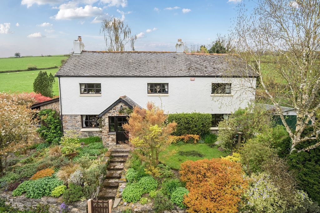 Property photo 1 of 21 1430339-1-69d78d137d507-Arw-1