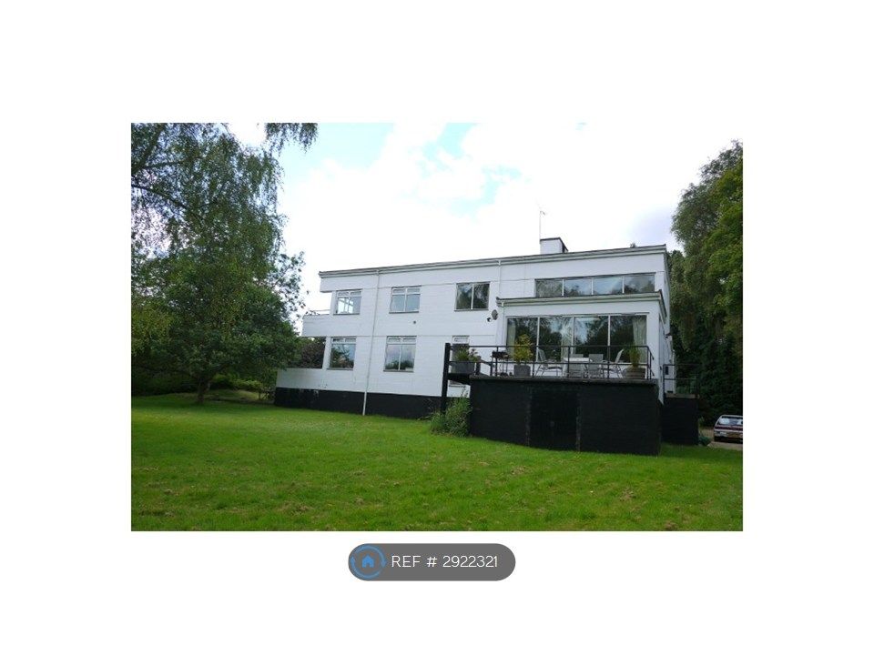 Property photo 1 of 10 Exterior View