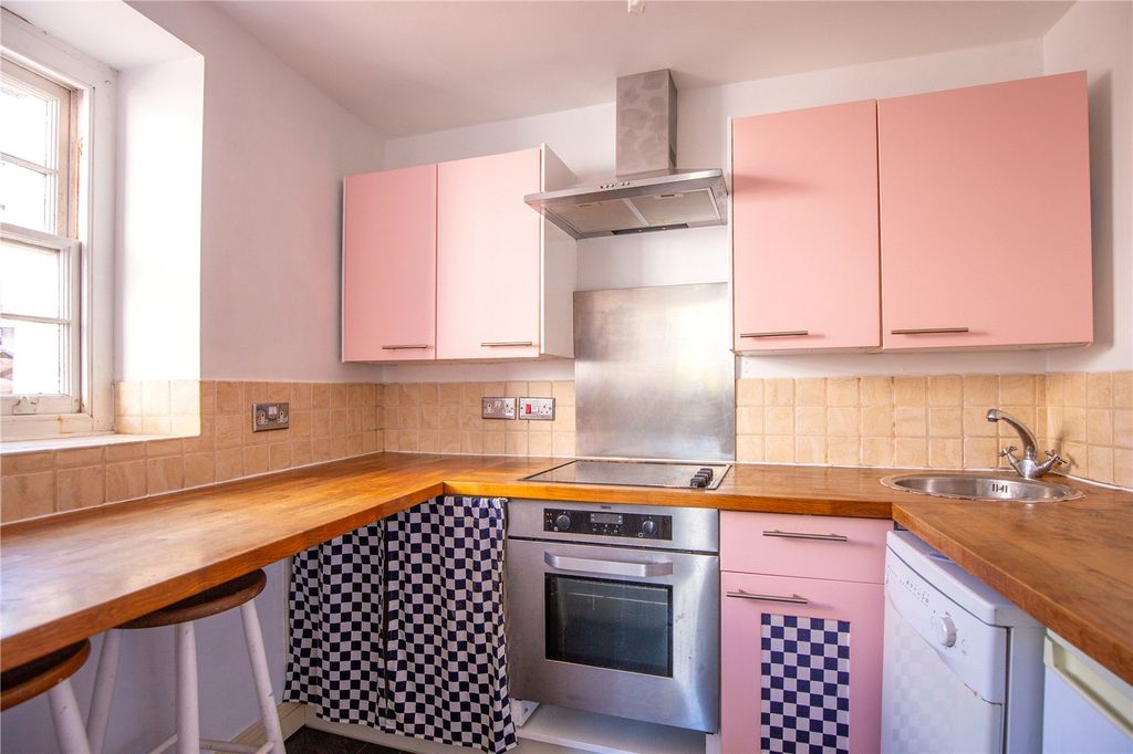 Property photo 2 of 8 Picture No. 03