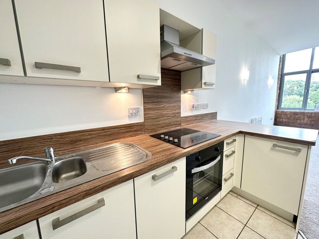 Property photo 3 of 6 Picture No. 06