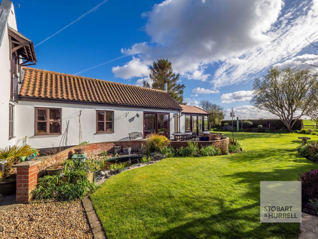 Property photo 3 of 26 Rear Outlook