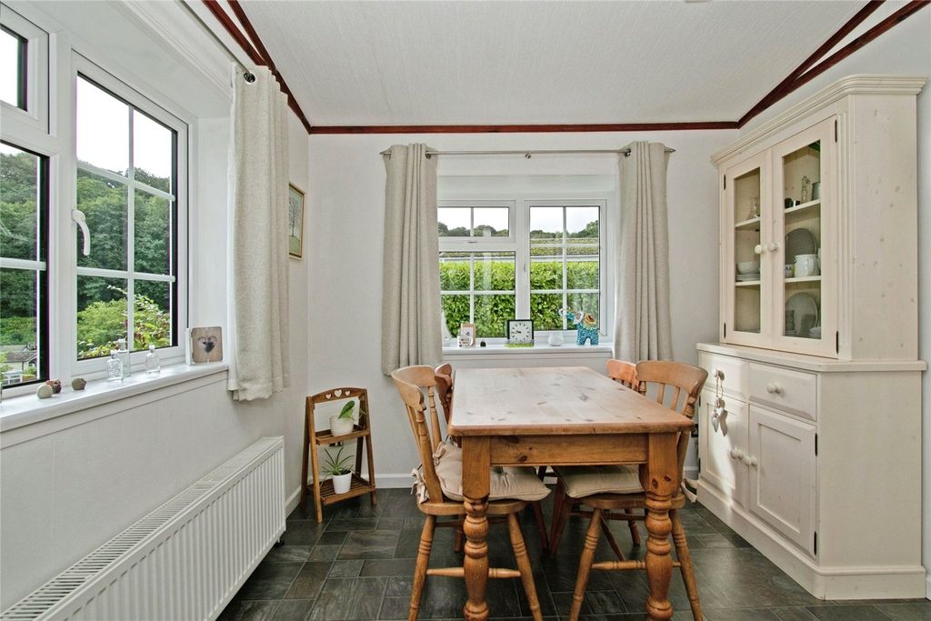 Property photo 3 of 24 Picture No. 10
