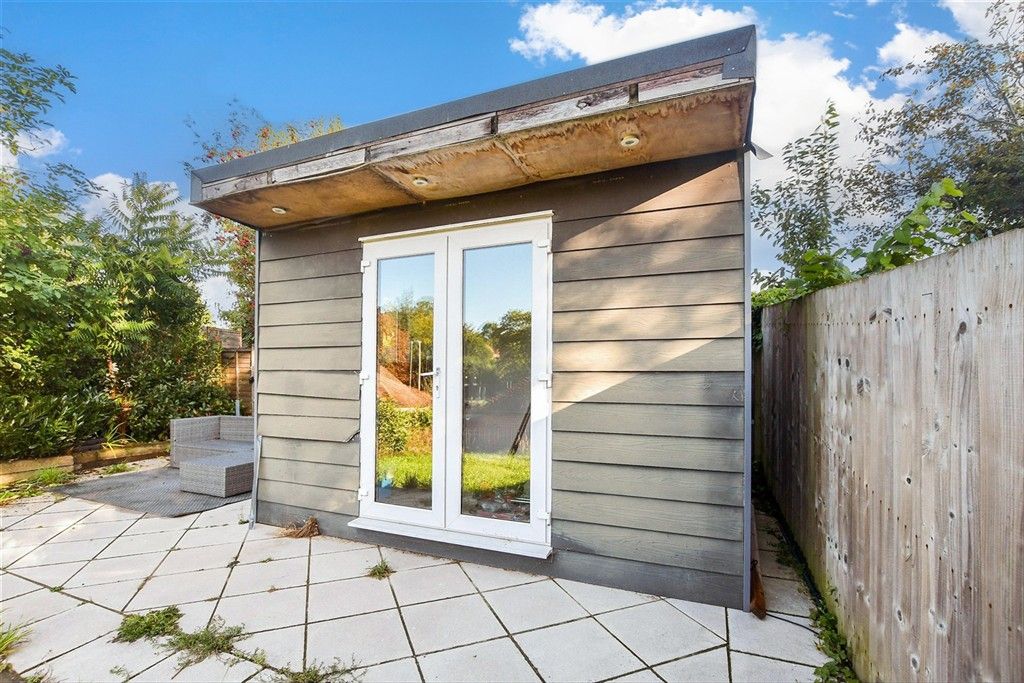 Property photo 2 of 7 Workshop