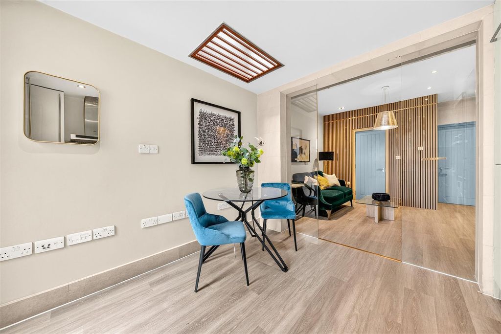 Property photo 1 of 26