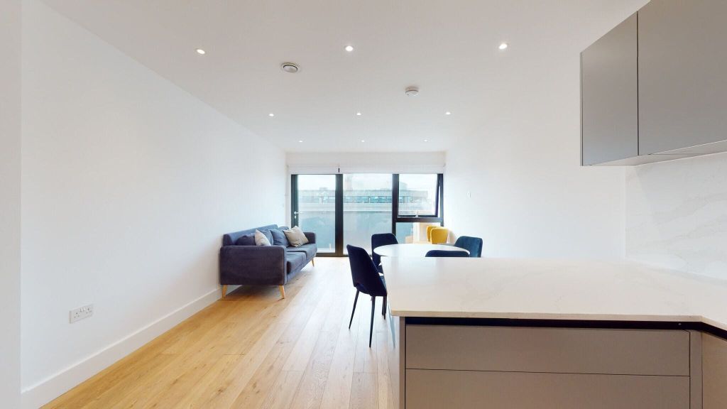 Property photo 1 of 19 Living Room