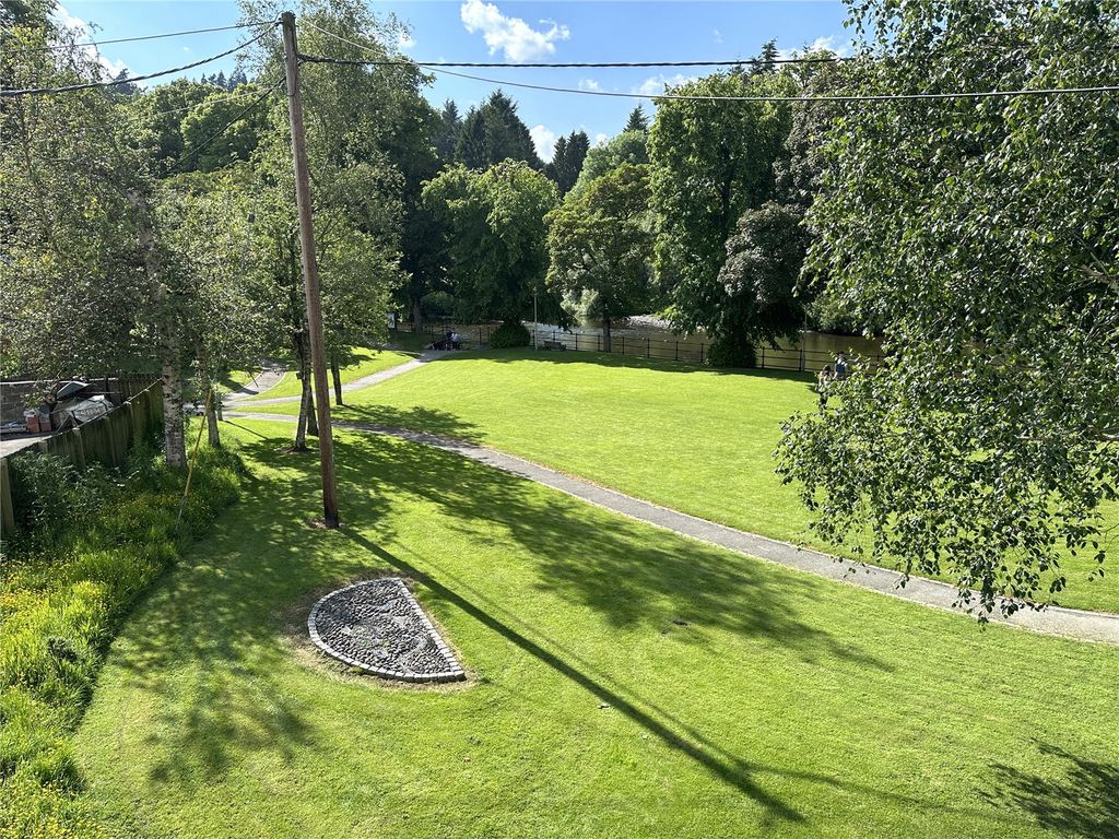 Property photo 2 of 9 Picture No. 01