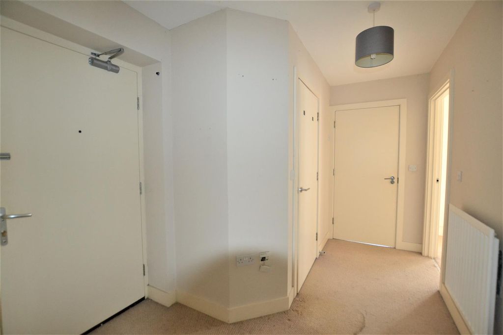 Property photo 3 of 9 Hallway.Jpg