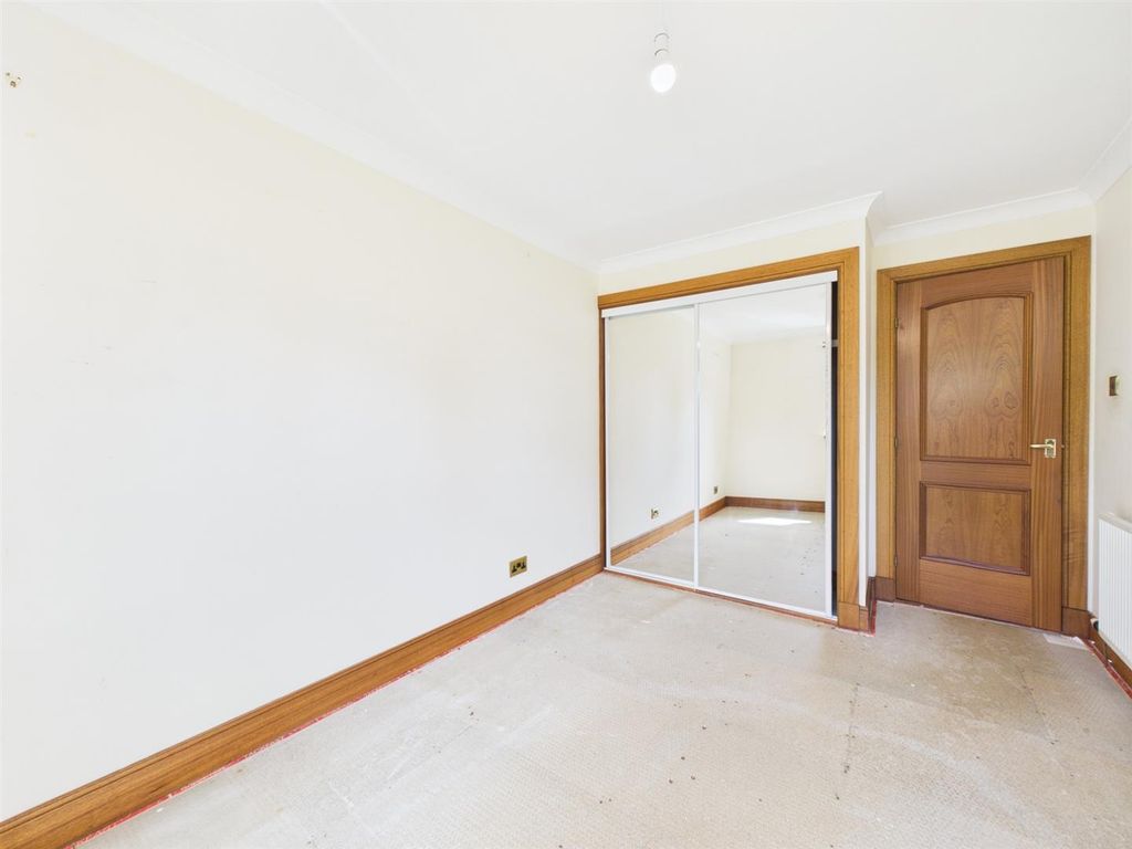 Additional image 12 of 2 bed flat for sale11 Riverview Park, Dundee Road, Perth PH2