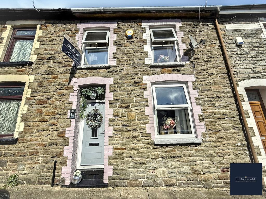 Property photo 1 of 25