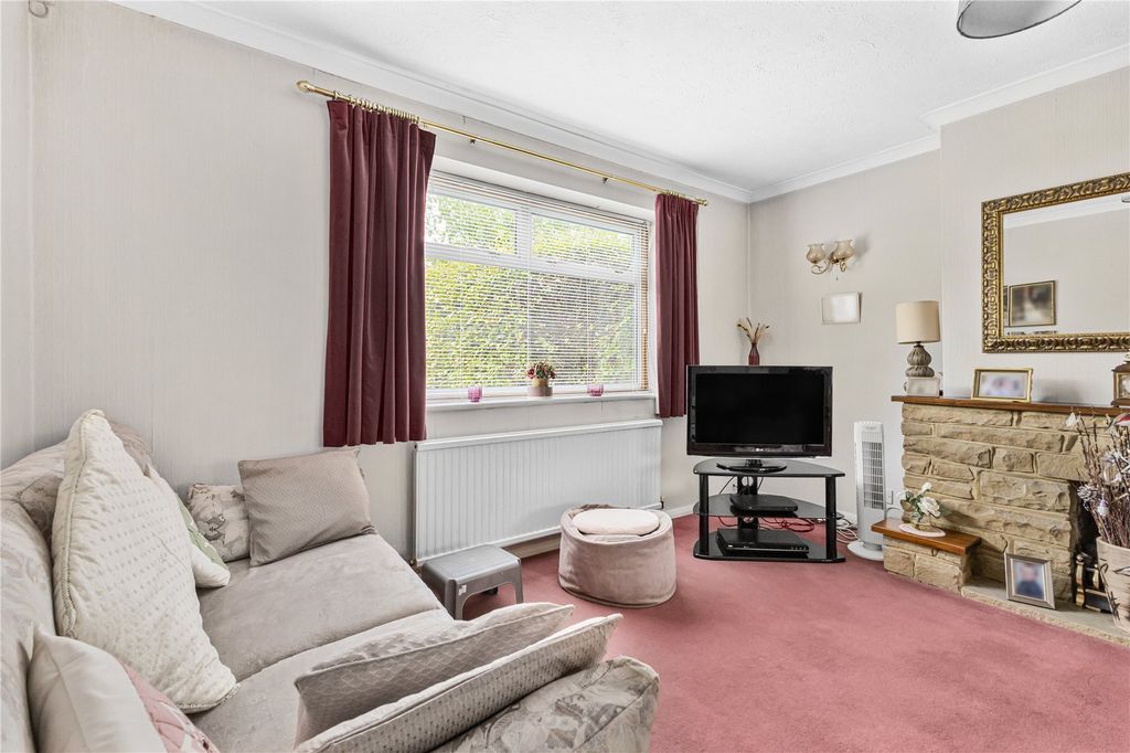 Property photo 2 of 15 Picture No. 17