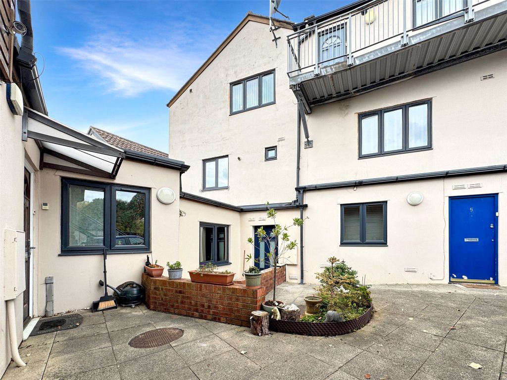 Property photo 1 of 14 Picture No. 19