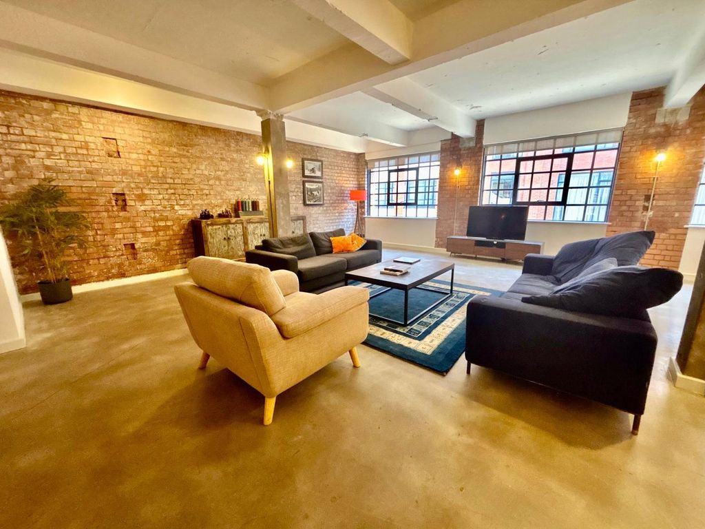 Property photo 2 of 22 Picture No. 19