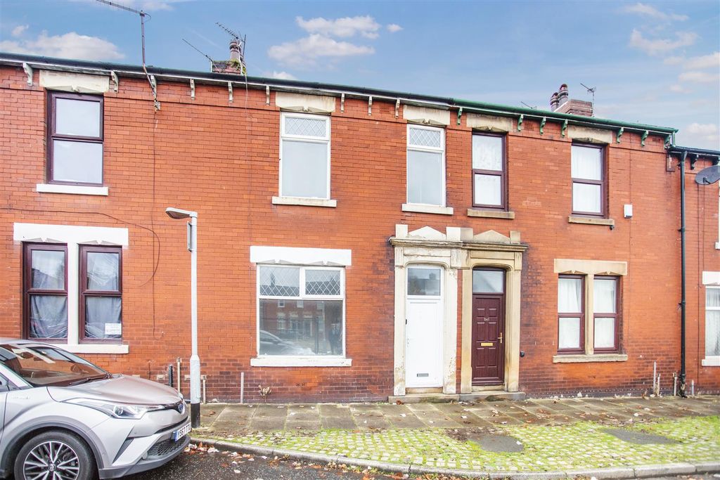 Property photo 1 of 9 Img_0002.Jpg