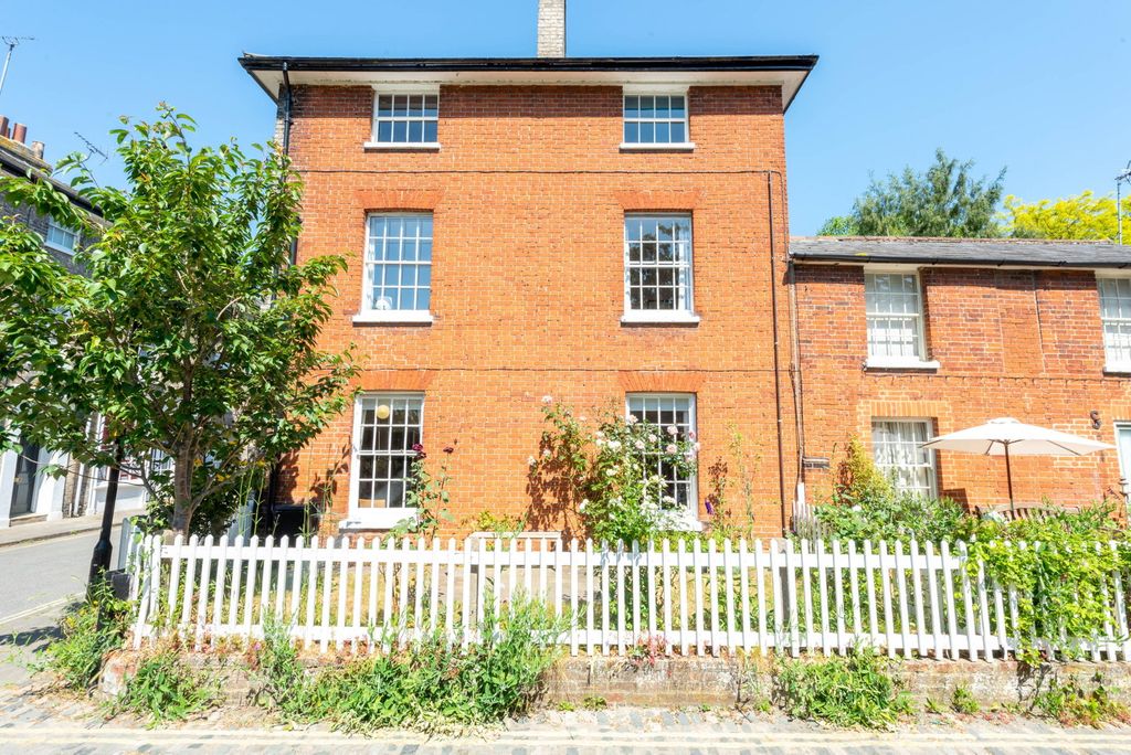 Property photo 3 of 15