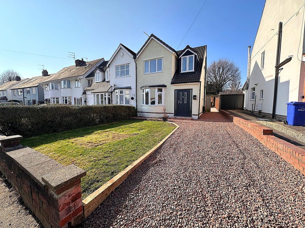 Property photo 1 of 21 Front (Exterior)