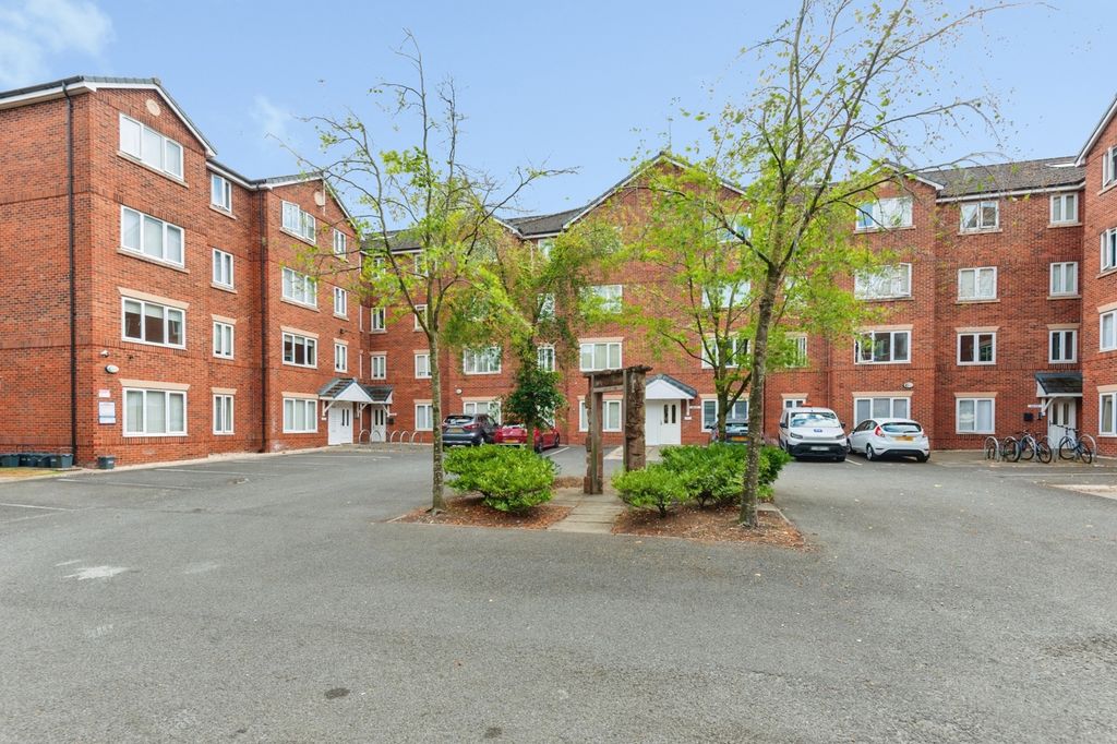 Property photo 2 of 13 Pbox-Img.Jpg