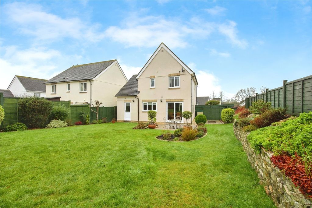 Property photo 2 of 18 Picture No. 27