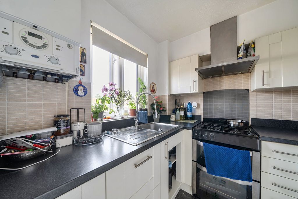 Property photo 3 of 13 Picture No. 10