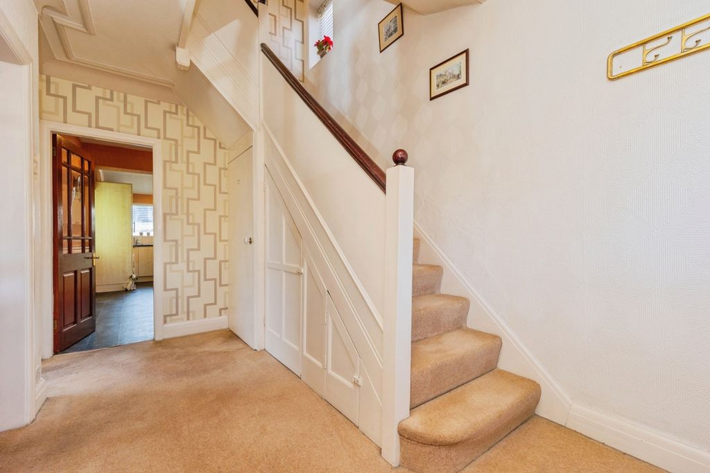 Property photo 2 of 20 Pbox-Img.Jpg