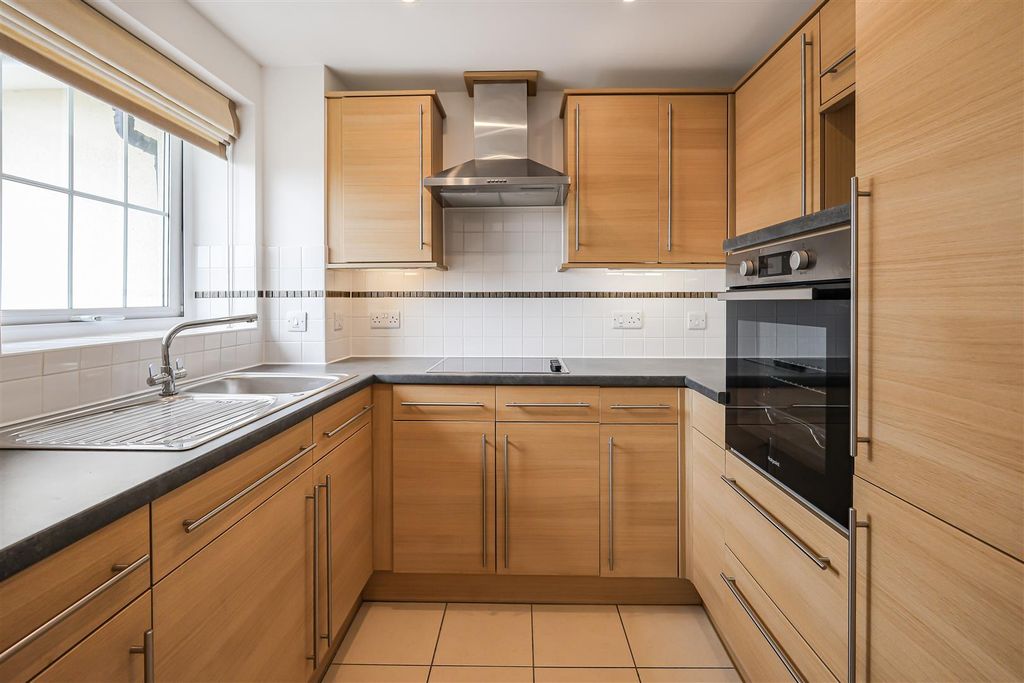 Property photo 2 of 12 7_85917.Jpg